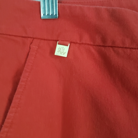 Red pants - Picture 3 of 7